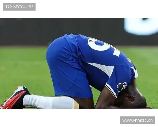 热刺防线压上却频频被打穿，问题出在哪？