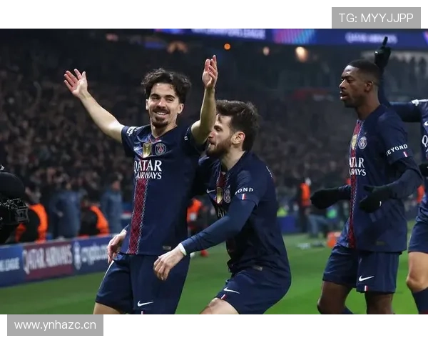 巴黎圣日耳曼高位压迫战术下防线表现波动，赛季防守稳定性面临考验