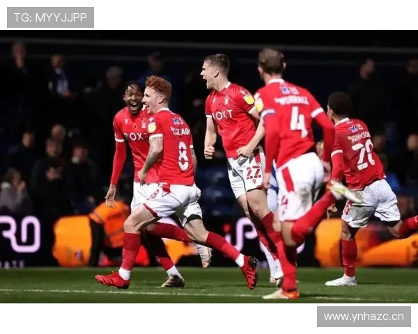 曼联重返欧冠难度加大，其当前联赛表现对赛季目标实现构成挑战