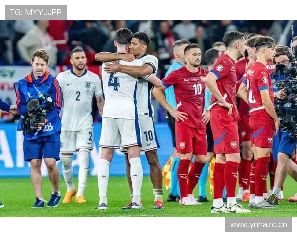 贝林厄姆与赖斯：中场分工及战术角色对比分析