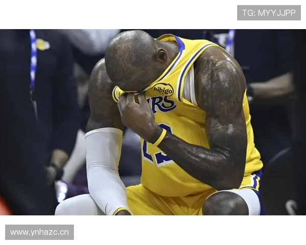 防守队员故意救险时，犯规判罚的细节和争议解析